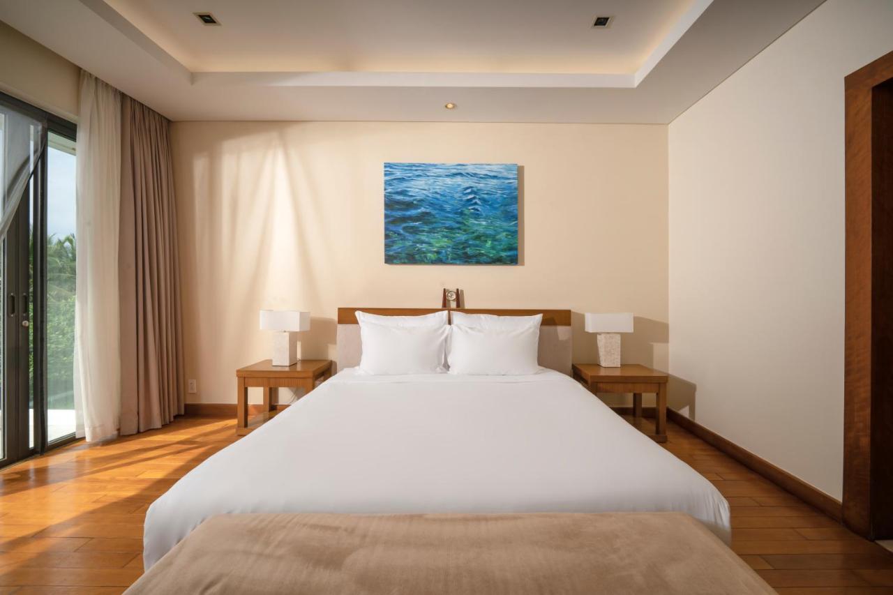 Deluxe Ocean Villa Along The Beach Da Nang Exteriör bild